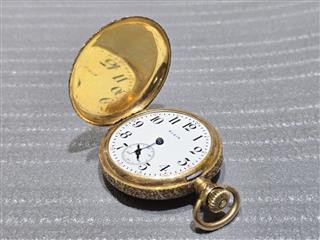 Vintage ELGIN WATCH CO Pocket Watch 14K GOLD POCKET WATCH